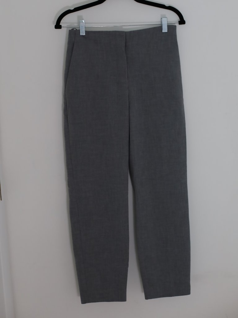Aritzia Babaton Gray Tailored Ankle Trousers Dress Pants